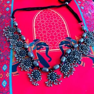 Silver adjustable necklace